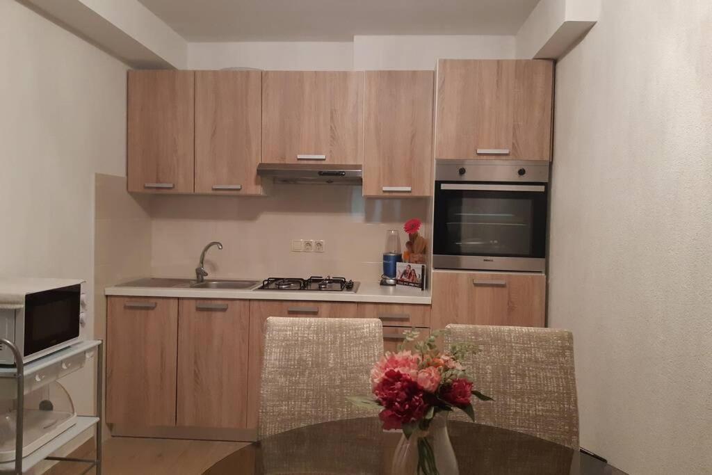 Apartmant Angel Wings Omis Exterior photo